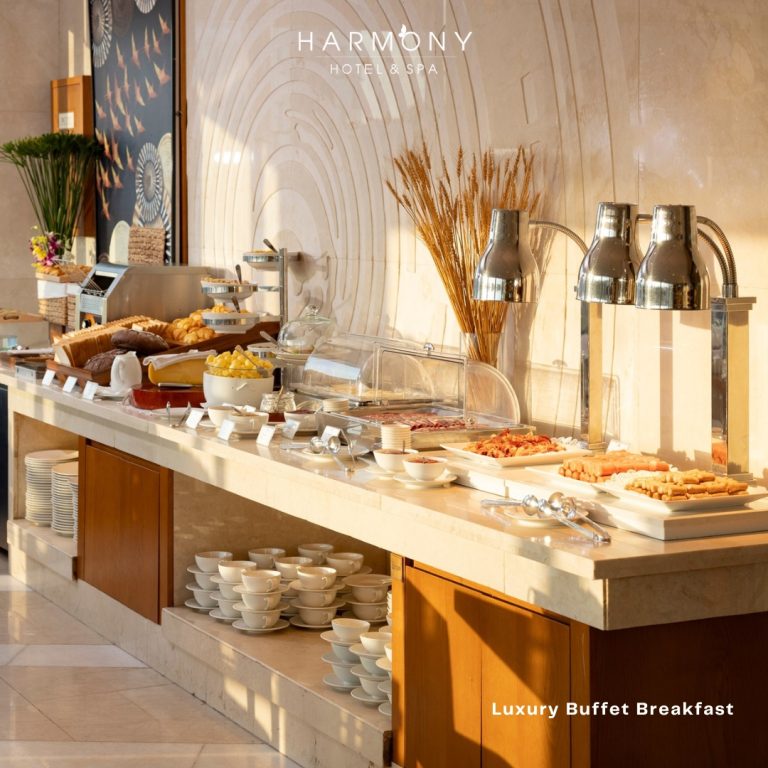 Introducing the restaurant