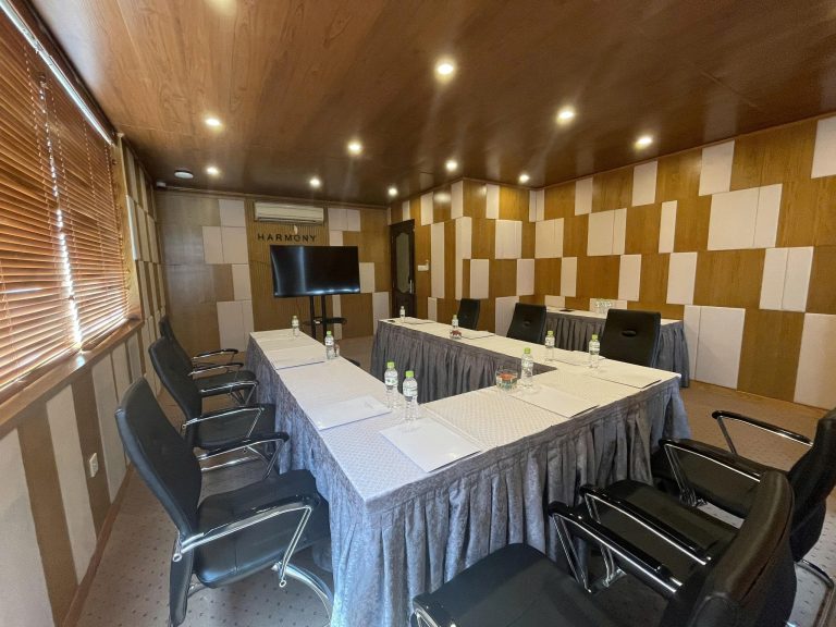 Professional Meeting Spaces – Elevating Every Event